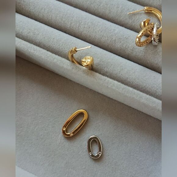 SWAROVSKI Gold Tone Crystals Double Oval Dangle pierced Earrings - Picture 8 of 8